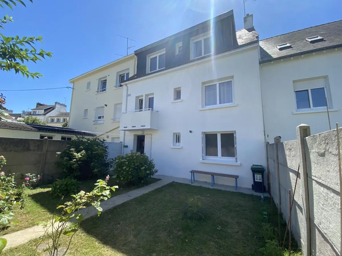 Holiday home Maison De Ville 5 Chambres A Lorient Avec Jardinet Et Garage, Proche Centre, 10 Couchages, Wifi - Fr-1-349-152