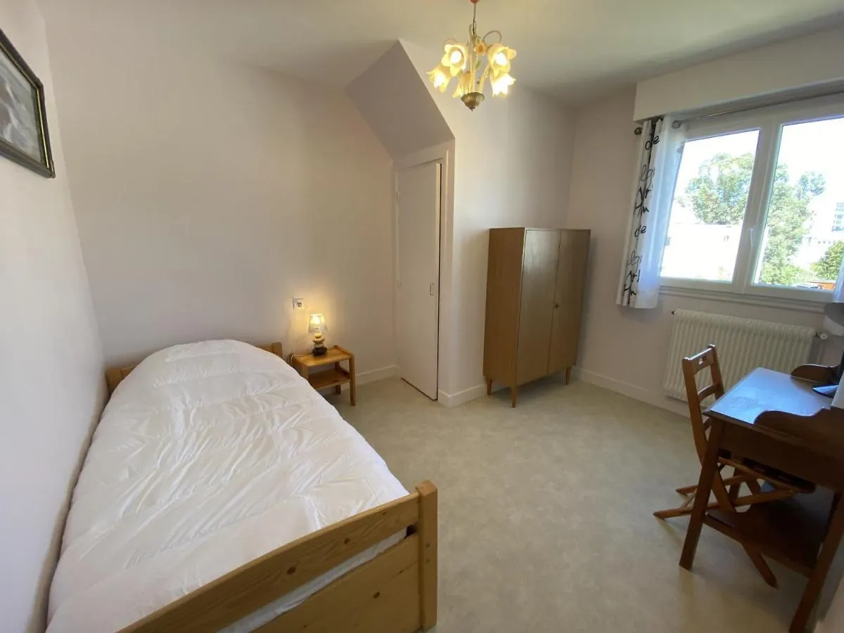 Maison De Ville 5 Chambres A Lorient Avec Jardinet Et Garage, Proche Centre, 10 Couchages, Wifi - Fr-1-349-152