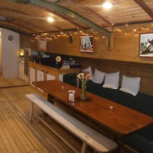 Korriganez - Festival Interceltique Bateau-hôtel